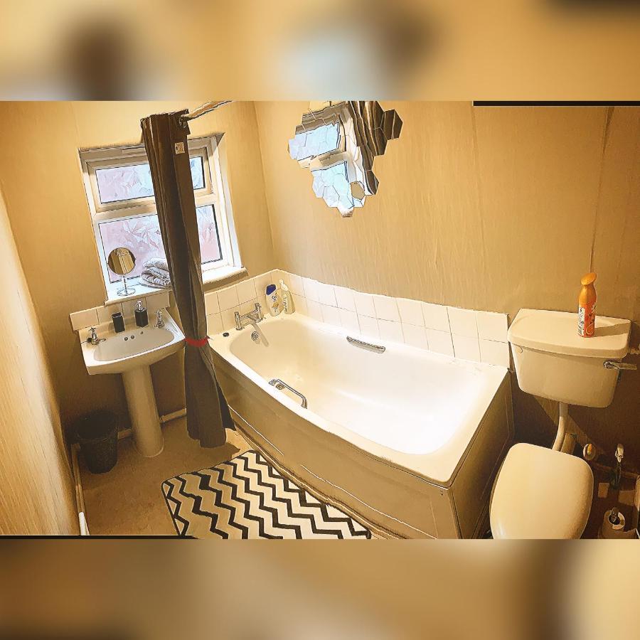 Double Room Bentilee Bucknall  Exterior foto